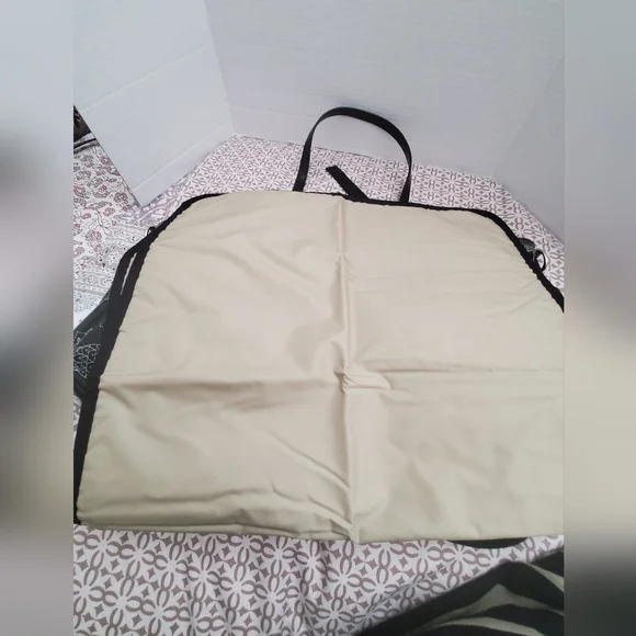 Kate Spade New York Adaira Baby Bag. - Picture 4 of 16